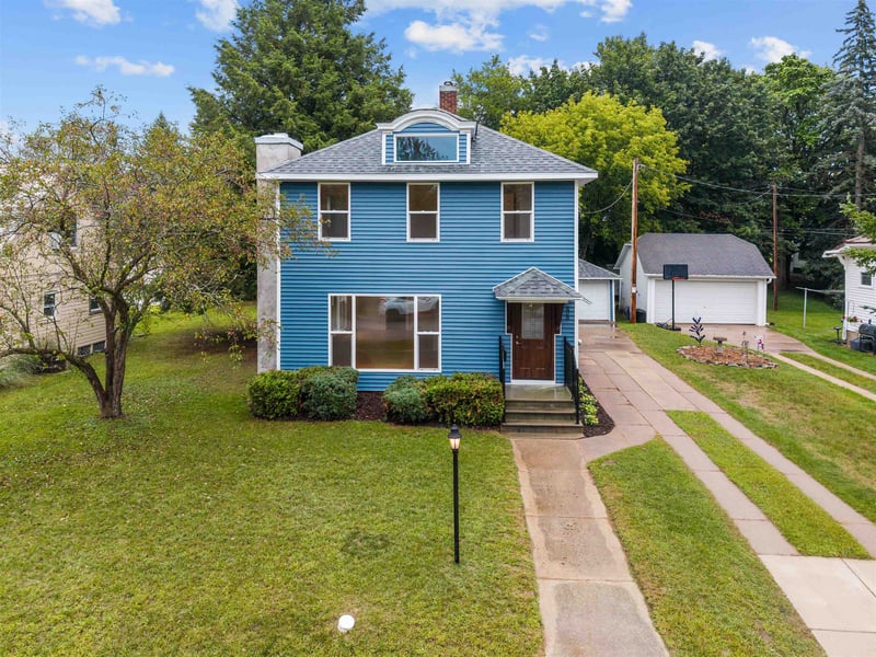 408 S Smalley St, Shawano, WI 54166