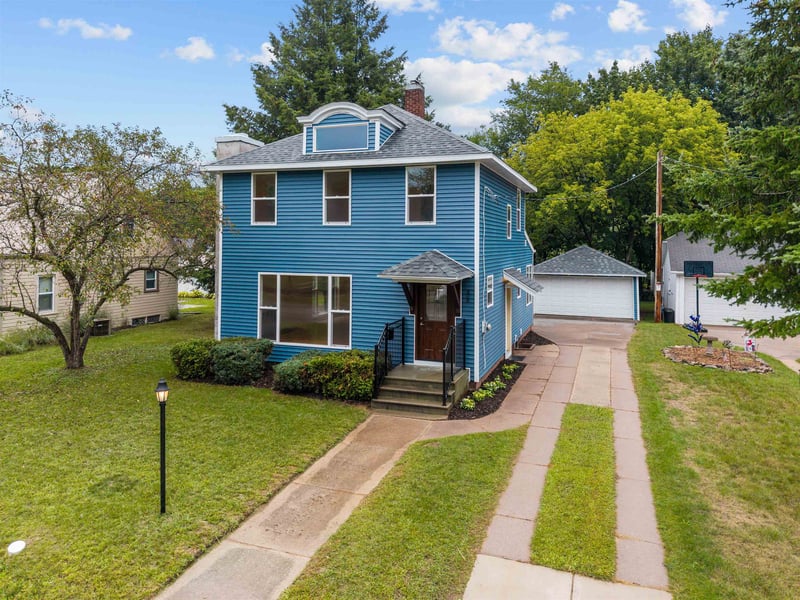 408 S Smalley St, Shawano, WI 54166