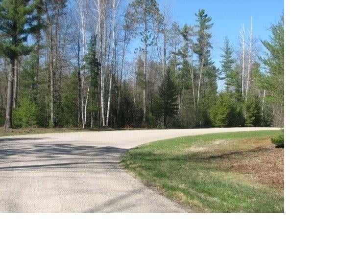 Pine Ridge Trl #12, Abrams, WI 54101