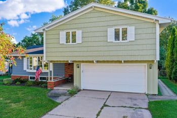 336 Brookridge St, Green Bay, WI 54301-2130