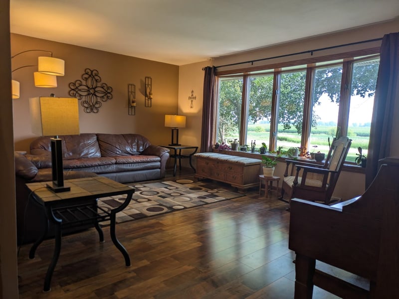 W2226 Hickory Dr, Kaukauna, WI 54130-1502