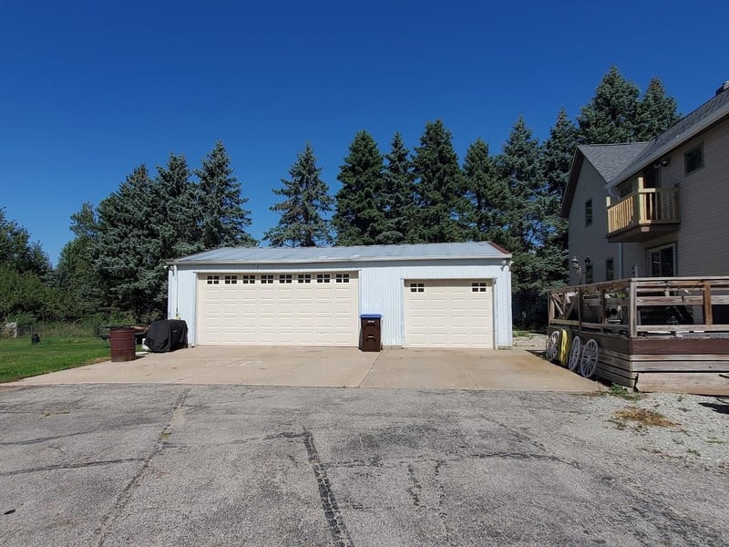 5001 N Mccarthy Rd, Appleton, WI 54913-8877