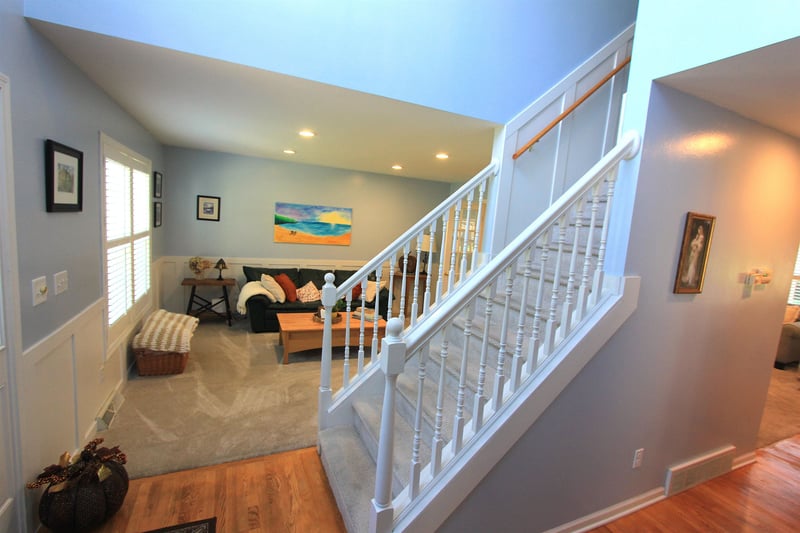 1818 Ledgeview Rd, De Pere, WI 54115-9201