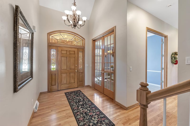 4360 Hilton Head Ct, Hobart, WI 54155-8640