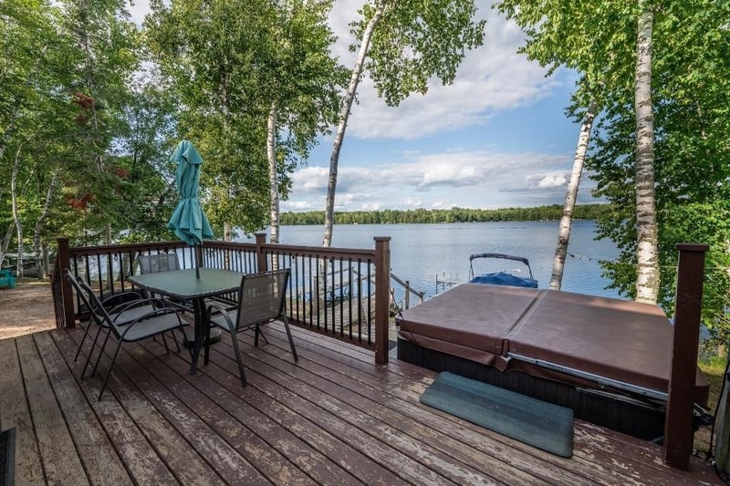 18622 Smokey Lake Ln, Townsend, WI 54175