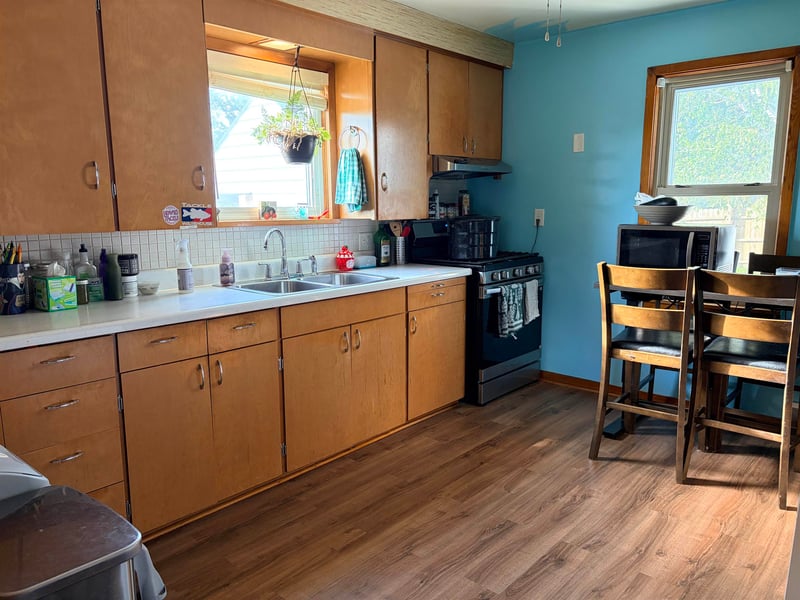 207 Rolland St, Algoma, WI 54201-1140