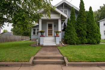 230 E Irving Ave, Oshkosh, WI 54901