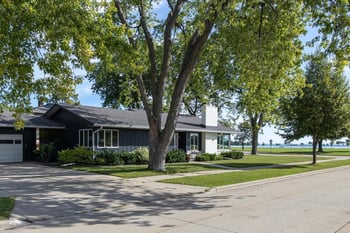 1120 Baldwin Ave, Oshkosh, WI 54901-4038