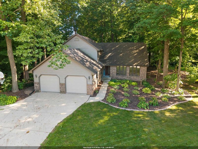 3155 Open Gate Trl, Green Bay, WI 54313-3153