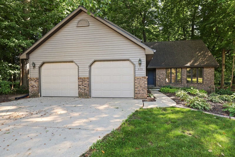3155 Open Gate Trl, Green Bay, WI 54313-3153