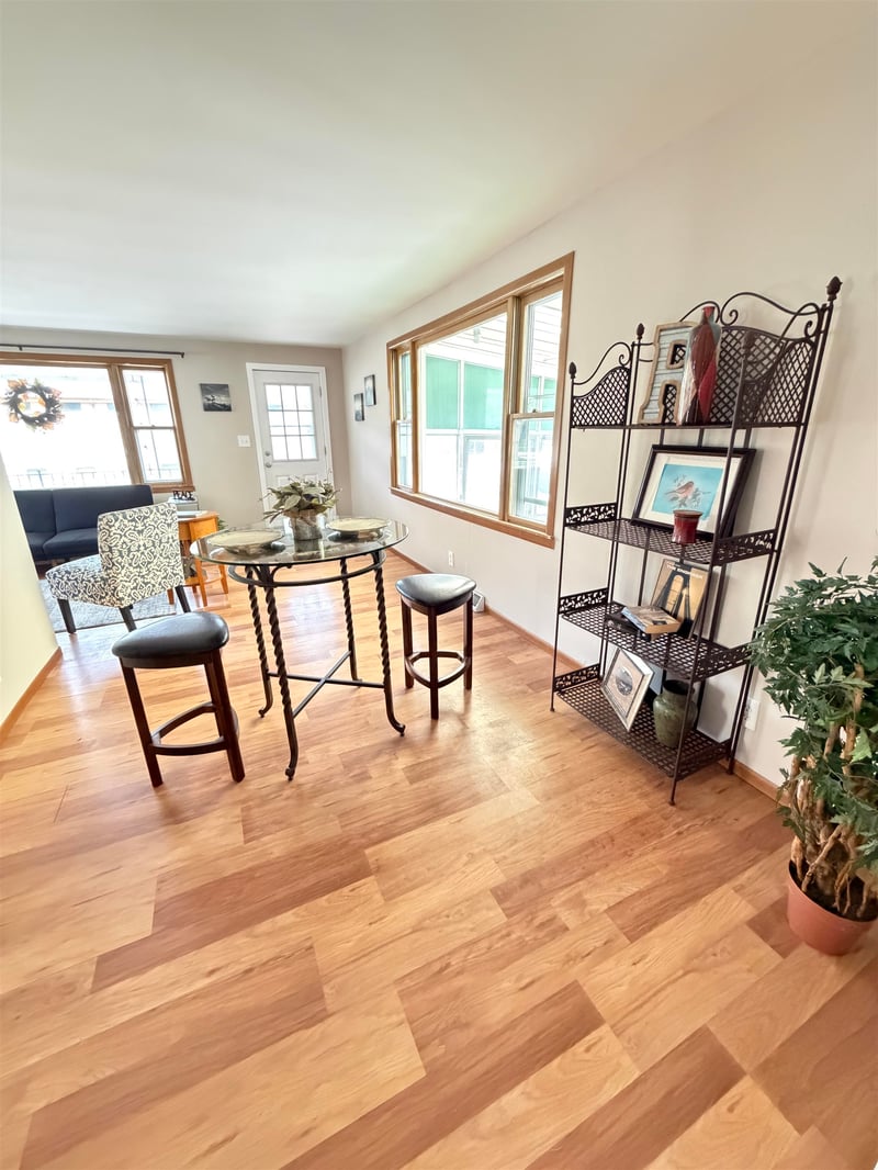 909 N Mason St, Appleton, WI 54914