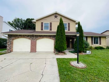 2565 Carmel Ln, Green Bay, WI 54311-5255