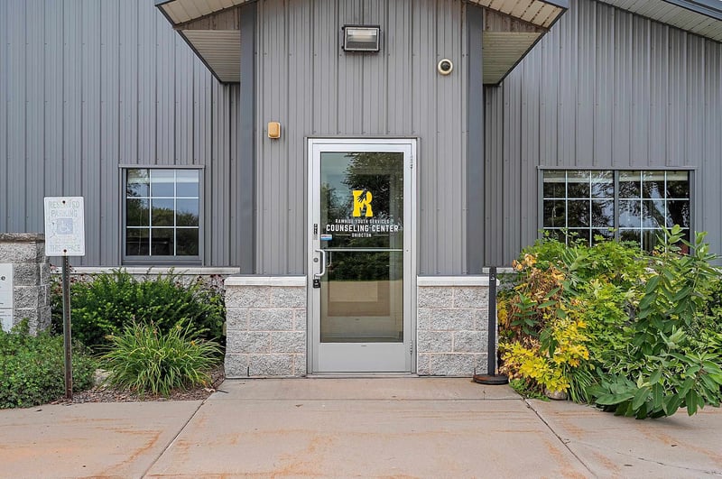 N5367 Mayflower Rd, Shiocton, WI 54170