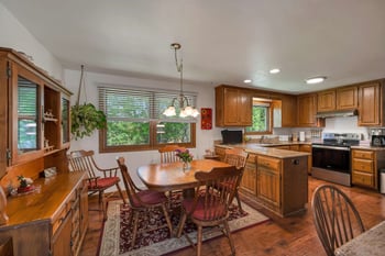 2651 Van Beek Rd, Green Bay, WI 54311