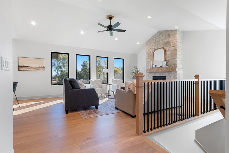 397 Farmhouse Ln, Combined Locks, WI 54113