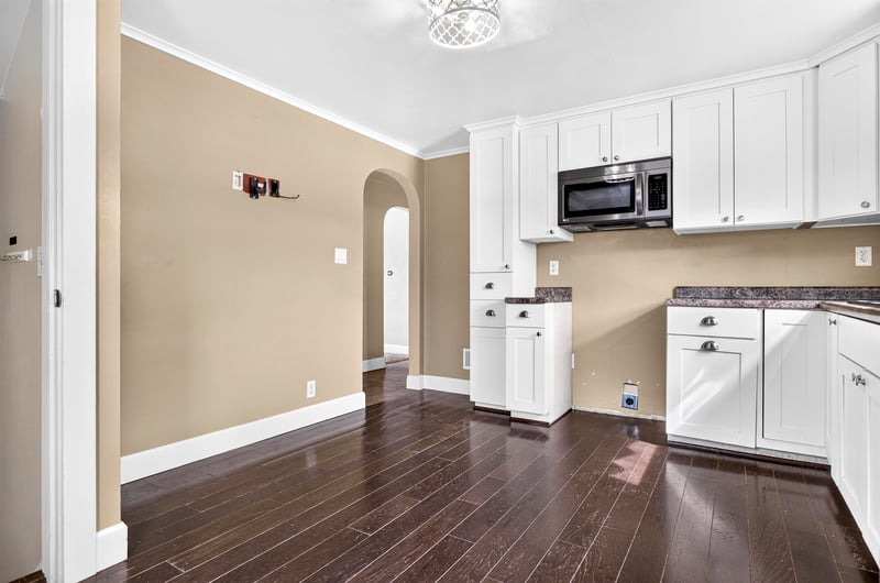 717 5th St, Menasha, WI 54952-2803