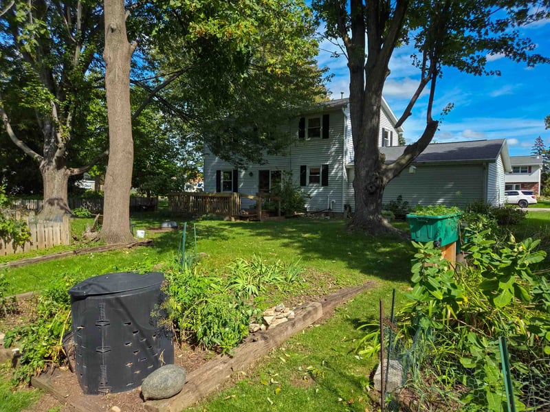 1310 Stead Dr, Menasha, WI 54952