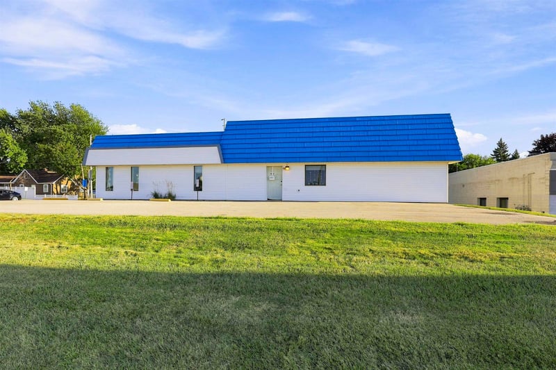 1001 W Northland Ave, Appleton, WI 54914