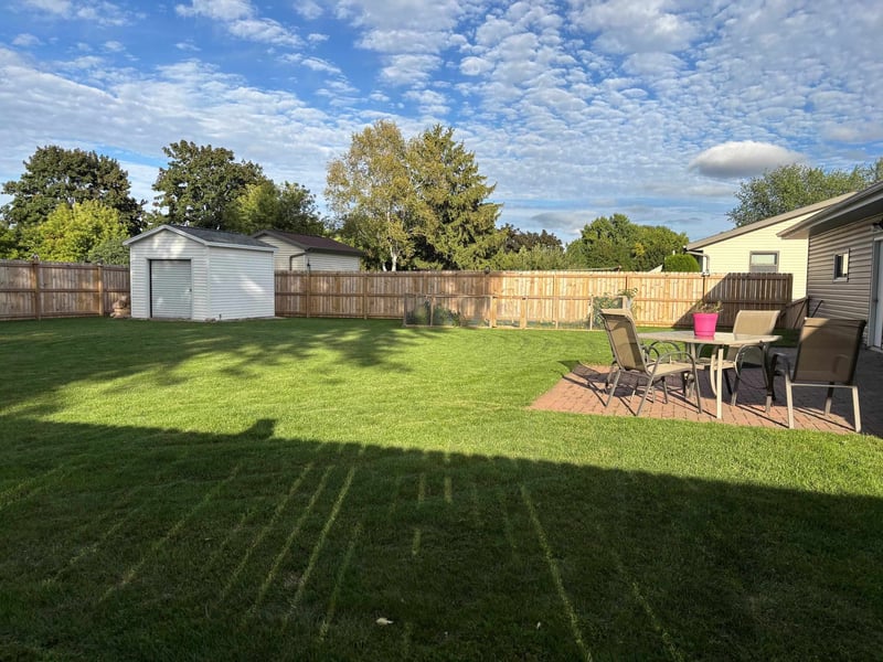 532 Willow Dr, Kaukauna, WI 54130-3048
