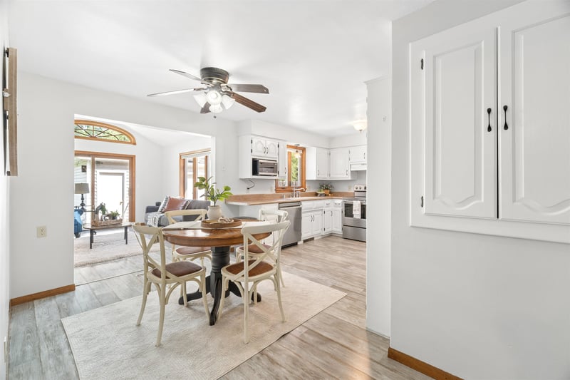 1024 E Lindbergh St, Appleton, WI 54911