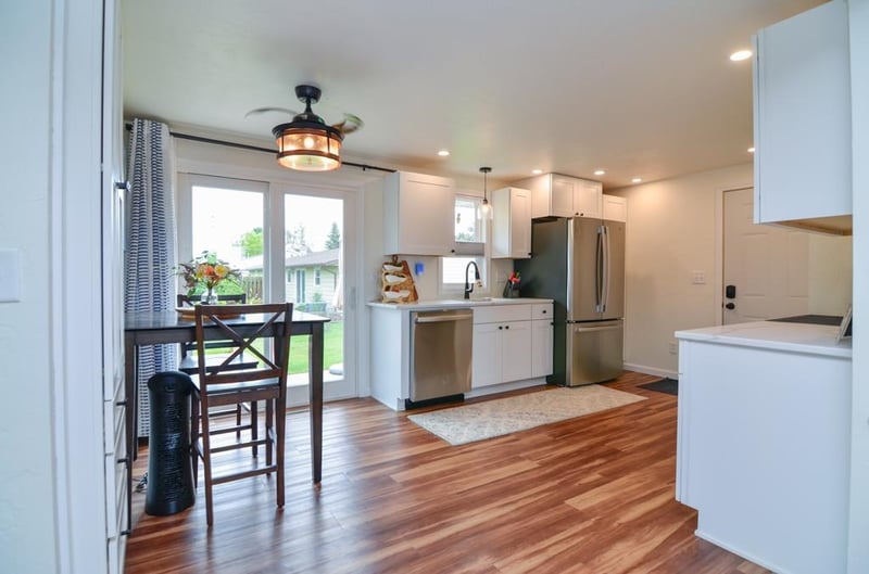 2713 Packerland Dr, Green Bay, WI 54313-6109