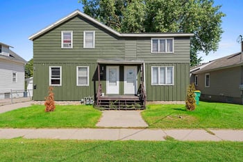 1453 Harvey St, Green Bay, WI 54302