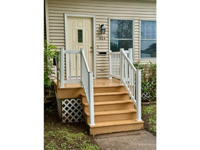 404 1st St, Menasha, WI 54952