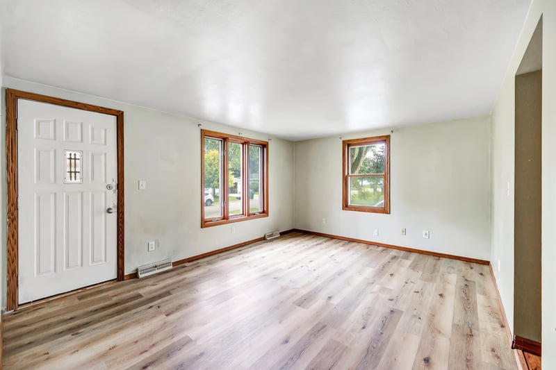1853 Glenview Ave, Green Bay, WI 54303