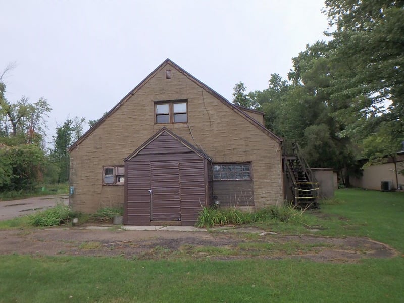 N8808 Us Hwy 10 & 114, Menasha, WI 54952