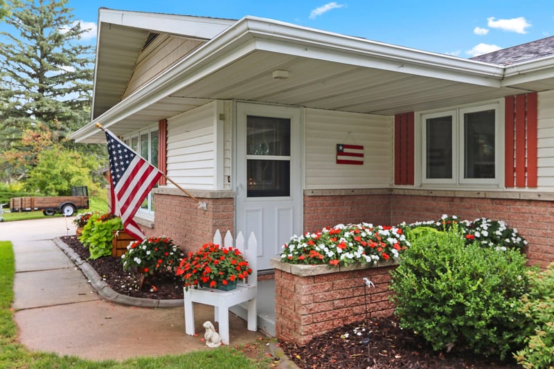 233 E National Ave, Brillion, WI 54110