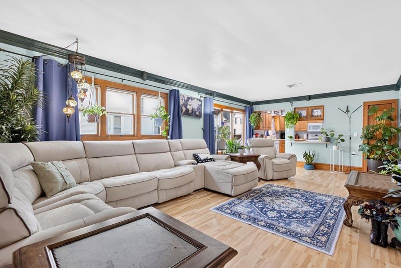 411 Knapp St, Oshkosh, WI 54902