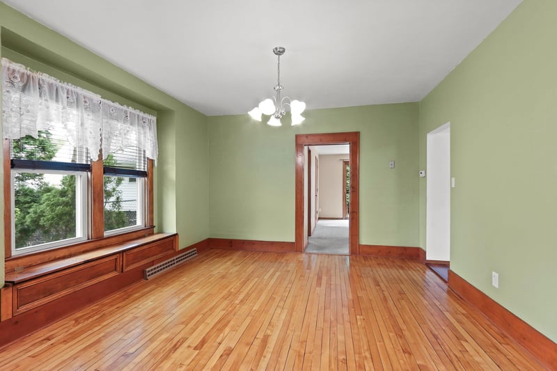 213 W Marquette St, Appleton, WI 54911