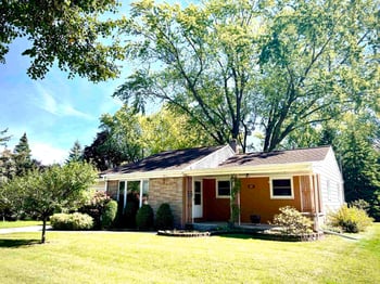 827 Colonial Ave, Green Bay, WI 54304