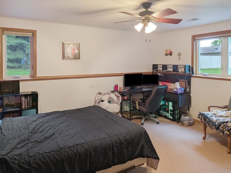 617 Donna St, Chilton, WI 53014
