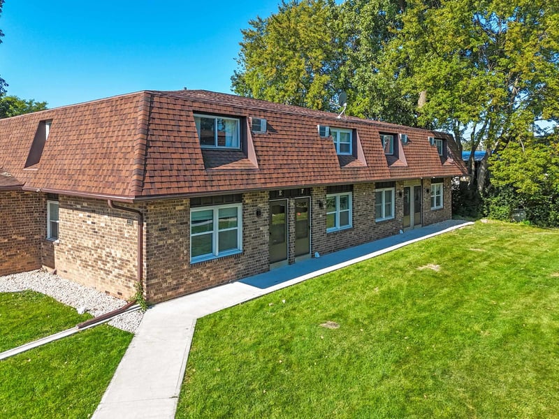 2130 Elmview Dr #M, Ashwaubenon, WI 54304