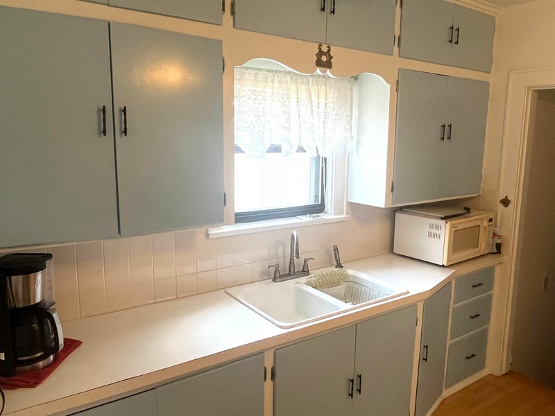 305 Victoria St, Green Bay, WI 54302-2817