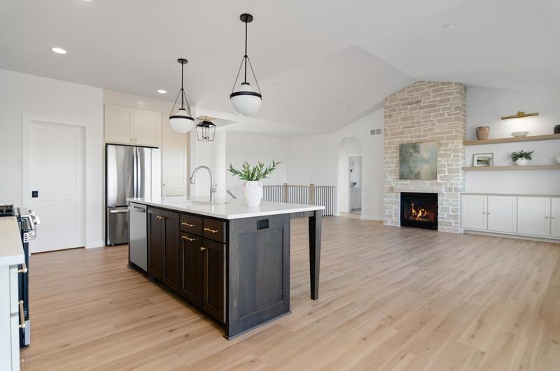 1609 Torchwood Trl, De Pere, WI 54115