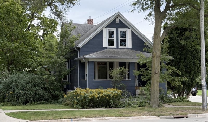 843 Dousman St, Green Bay, WI 54303-2843