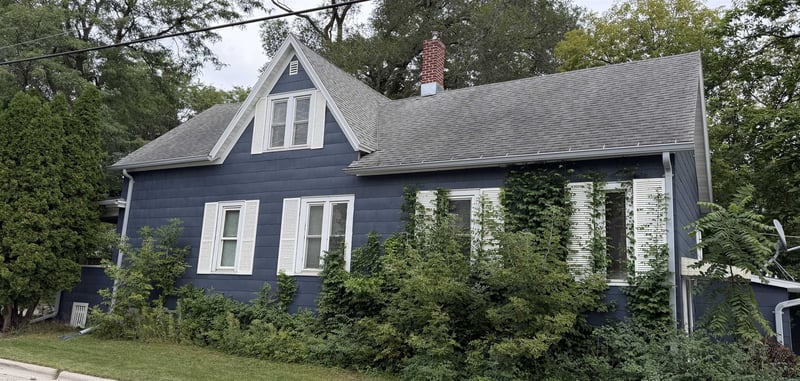 843 Dousman St, Green Bay, WI 54303-2843