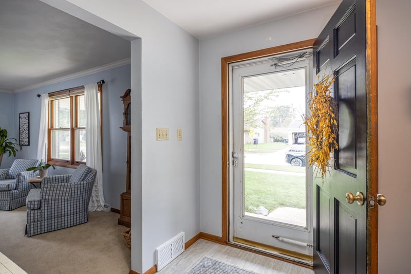 2024 N Eugene St, Appleton, WI 54914-2246