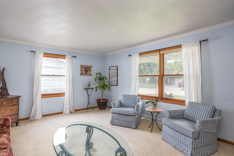 2024 N Eugene St, Appleton, WI 54914-2246
