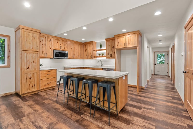 15010 Definn Dr, Mountain, WI 54149