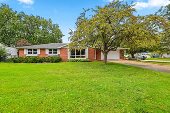140 Helene Ct, Green Bay, WI 54301
