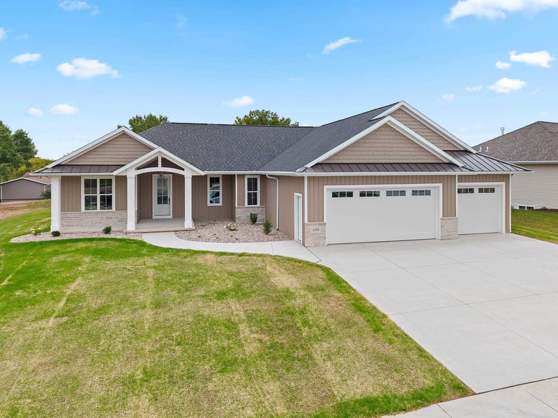 4405 Nature Rg, Howard, WI 54313-0000
