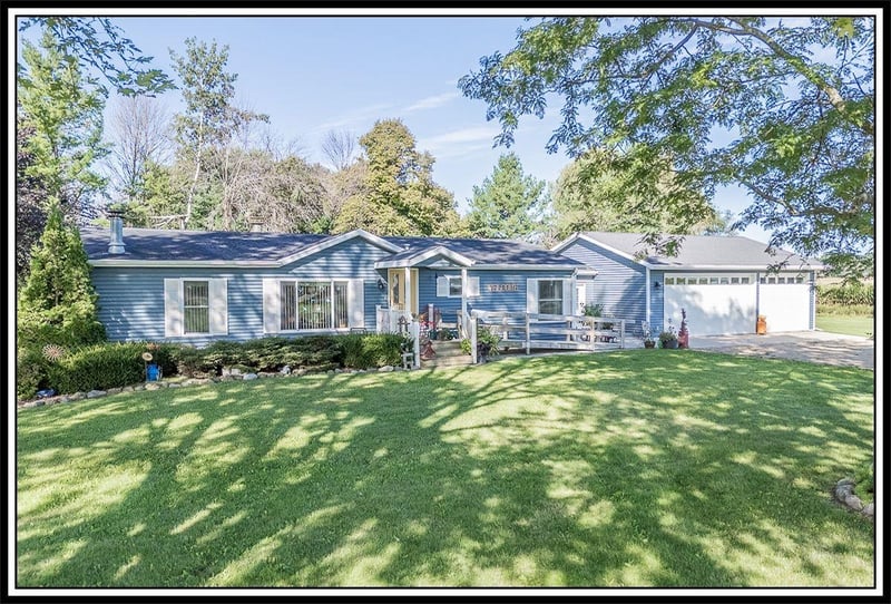 N7081 Buboltz Rd, New London, WI 54961-9221