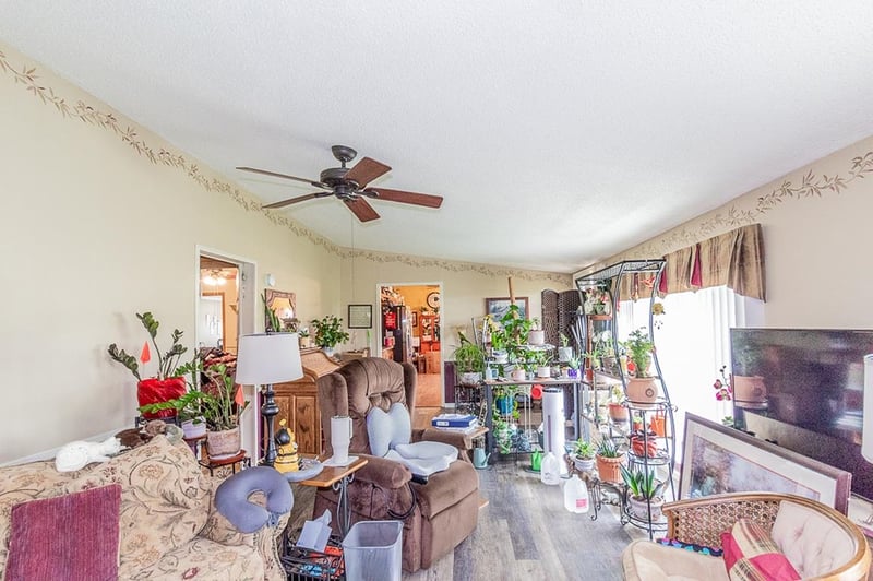 N7081 Buboltz Rd, New London, WI 54961-9221