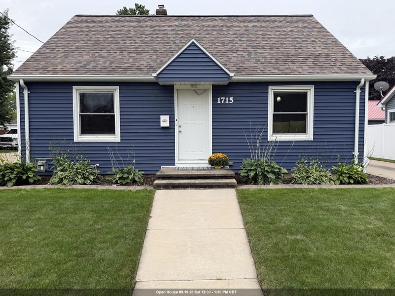 1715 E College Ave, Appleton, WI 54915