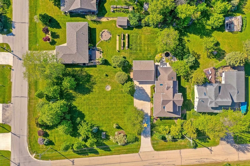 N7568 Lower Cliff Rd, Sherwood, WI 54169