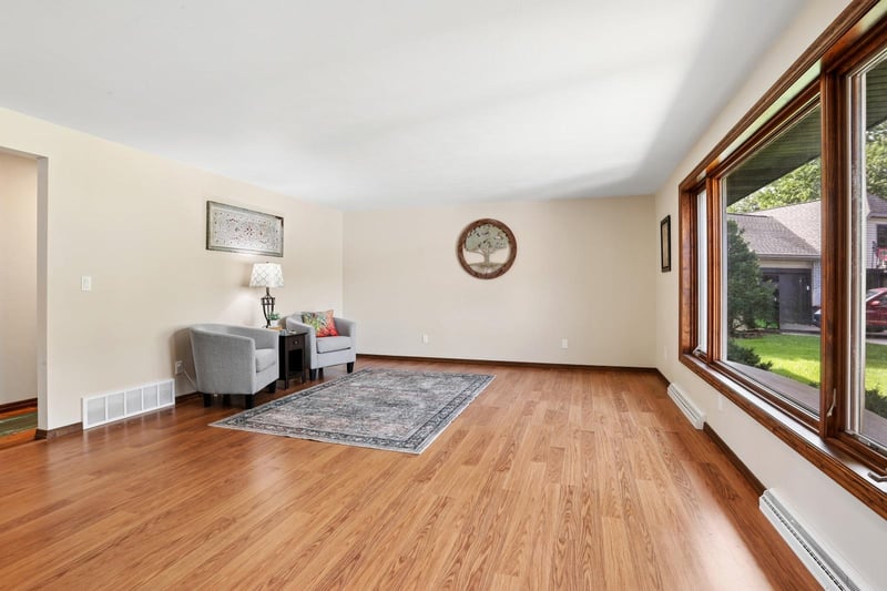 W4935 Sunset Lake Ct, Sherwood, WI 54169
