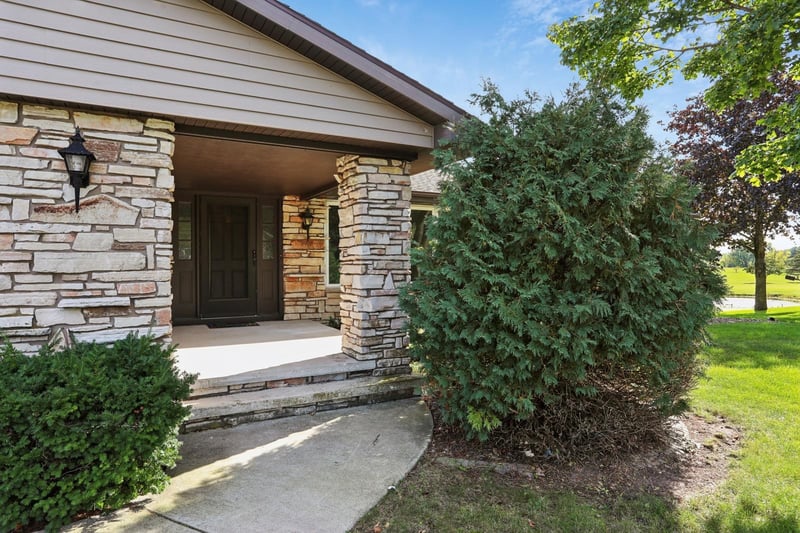 W4935 Sunset Lake Ct, Sherwood, WI 54169